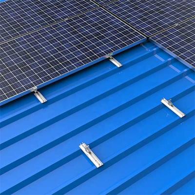 Sistema de estructura de montaje de paneles solares de techo de metal